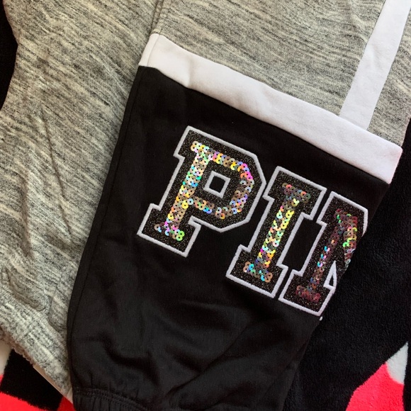 PINK Victoria's Secret Gray Classic Sweatpants with Sequin Logo - Picture 5 of 5